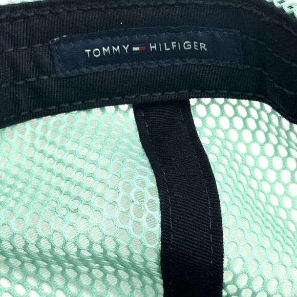 Tommy Hilfiger Mesh Back Big Spellout Patch Hat w Logo NWOT Colorblock Snapback - Picture 8 of 8